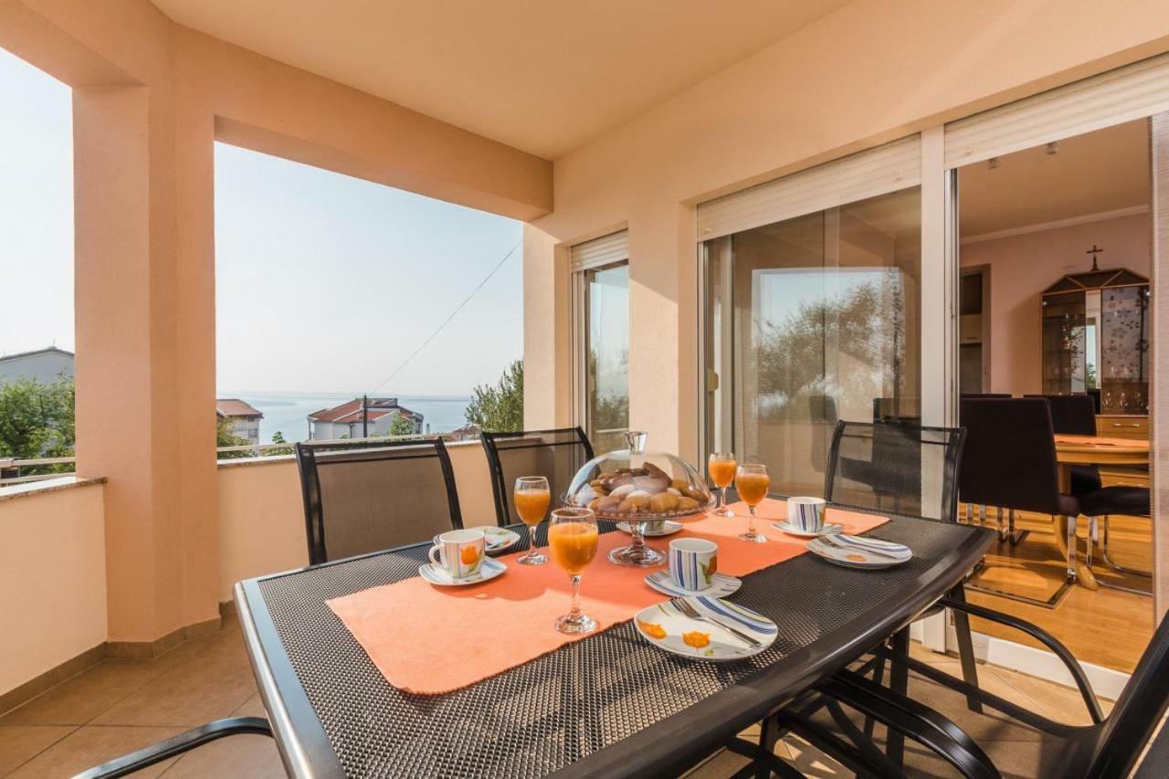 Apartman Klara Crikvenica Exterior foto